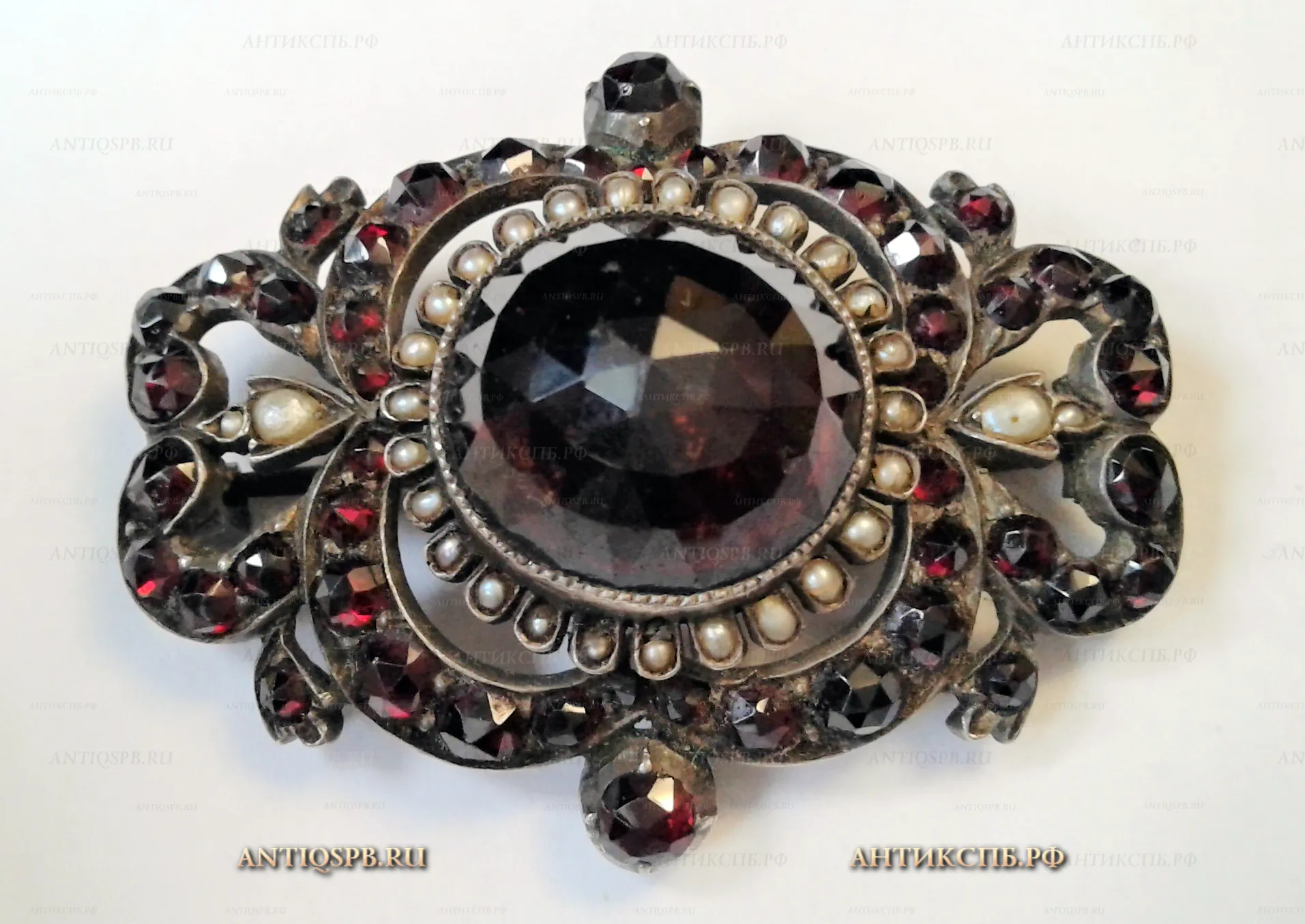 Брошь антикварная с гранатами и жемчугом. ХIХ век. №18433
